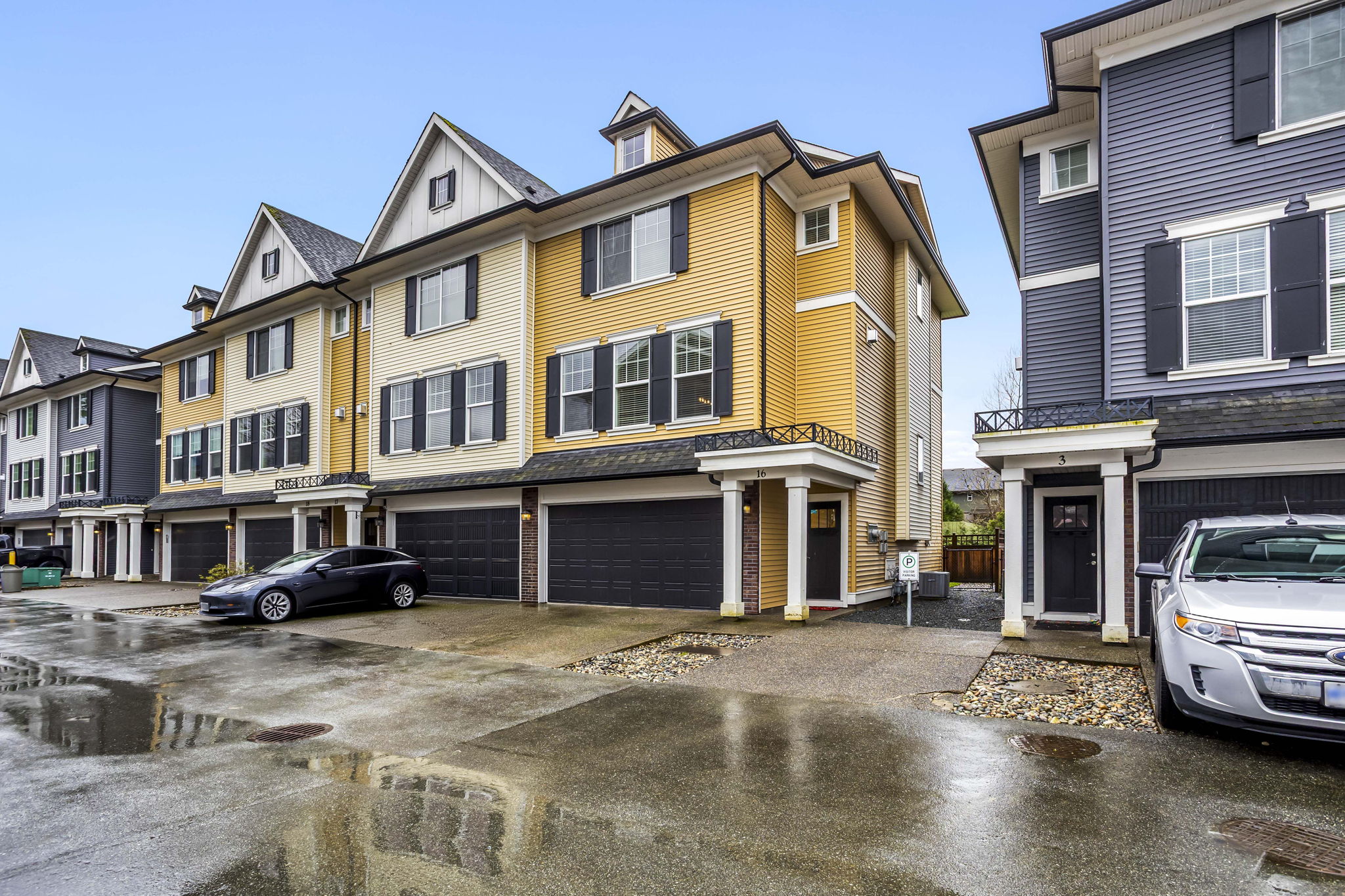 16 1640 Mackay Crescent, Agassiz — exterior